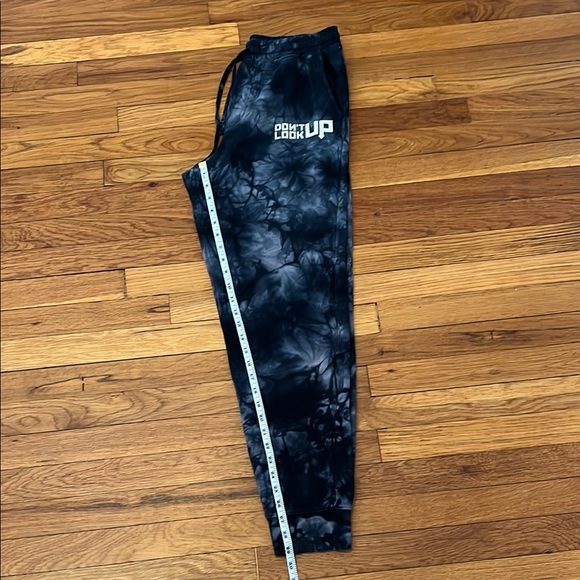 Independent Trading Co.-Don’t Look Up Merch Sweatpants Gray/Black Size Small EUC - Picture 9 of 10